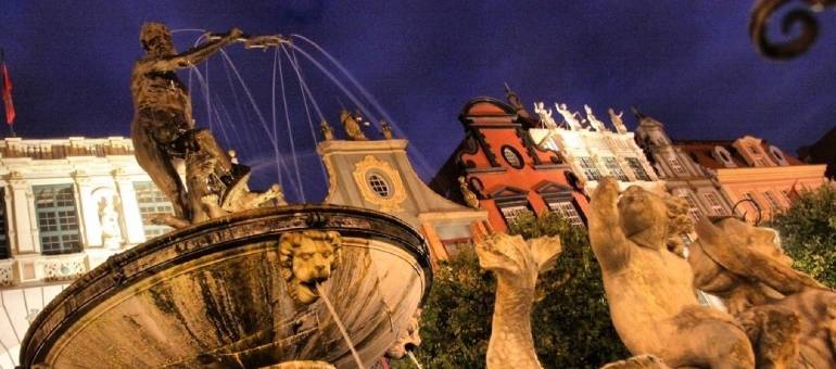 Z trójzęba Neptuna znowu tryśnie woda. Sezon na fontanny w Gdańsku nareszcie otwarty