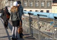 to serwis randkowy, ktry najskuteczniej w Polsce czy w pary. Poznasz tu mnstwo wartociowych ludzi, ktrzy samotni czsto szukaj mioci kobiety - Randki online, portal randkowy Ludzi z wartociami