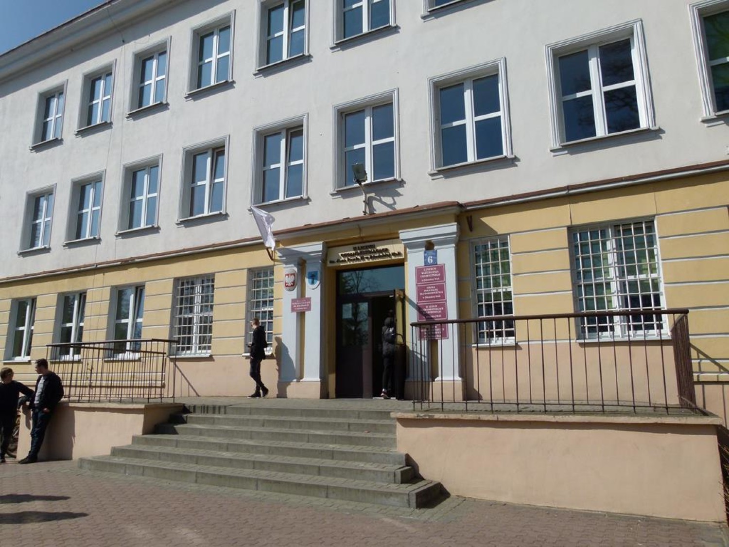 Starostwo szuka dyrektorów dwóch szkół. Jest konkurs