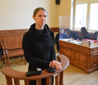 Proces za zmiany klimatu ruszył w Piotrkowie. Monika Stasiak pozwała Skarb Państwa