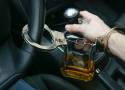 Jak długo trzeba odczekać po wypiciu alkoholu, żeby móc prowadzić samochód? 