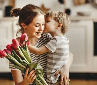 Najlepsze życzenia na Dzień Matki. Czego życzyć mamie? Sprawdź nasze propozycje!