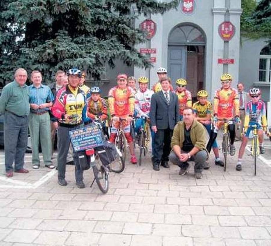 poliamoria żonaty i randkowy triada