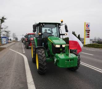 Protest rolników z powiatu tczewskiego. Przejazd drogą krajową nr 91 