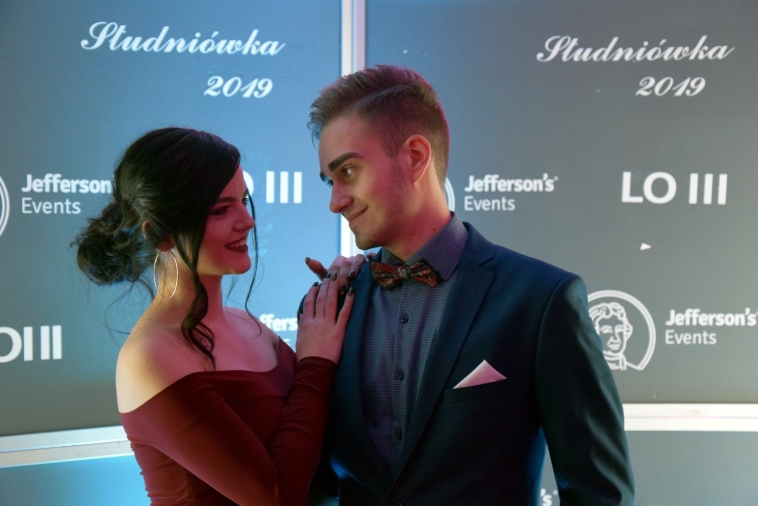 W całej Polsce trwa już sezon studniówkowy 2019
