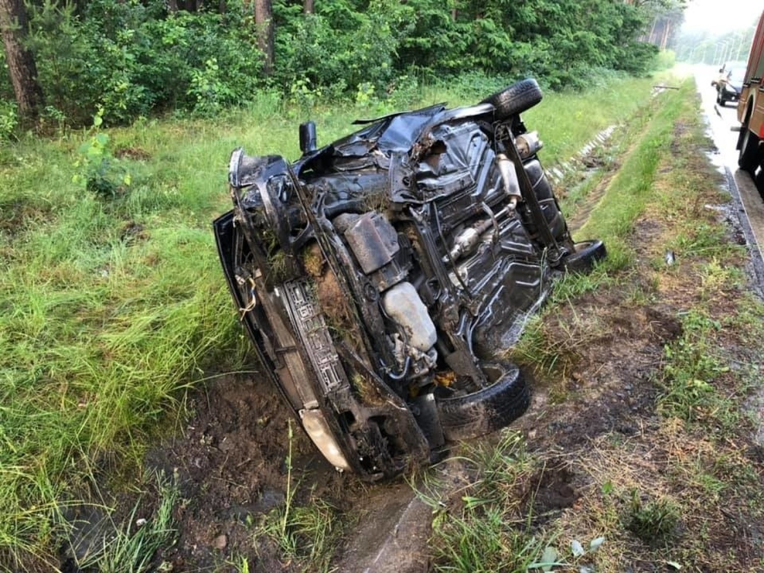 Kierowca volkswagena golfa podczas jazdy zasnął za kierownicą