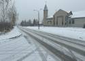 Zimowy krajobraz w Radomiu. Ulice i chodniki zasypane śniegiem. Zobacz zdjęcia