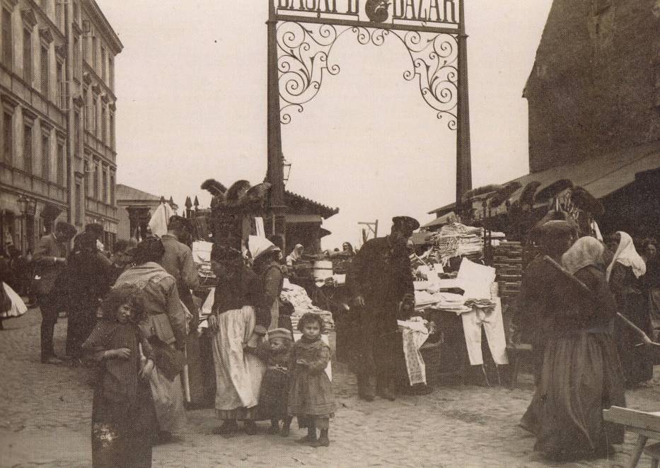 Wejście na Bazar Różyckiego ok. 1890 roku
