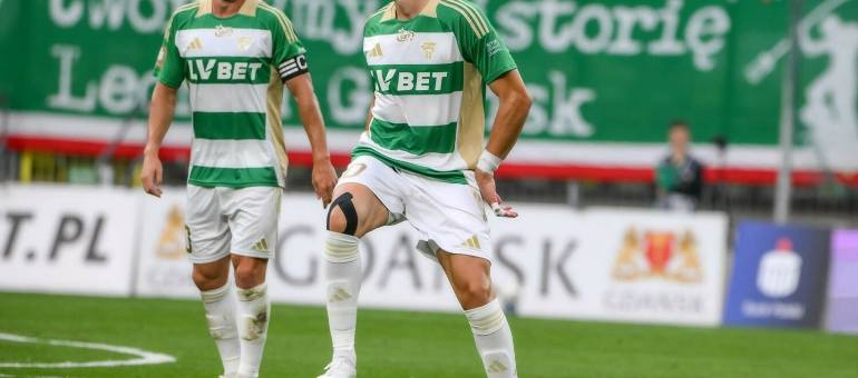 Pogoń Grodzisk Mazowiecki - Lechia Gdańsk NA ŻYWO 24.09.2025 r. Gdzie oglądać transmisję w TV i stream? Wynik meczu, online, relacja