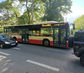 W sobotę zmiana trasy autobusu 122. Naprawa jezdni Al. Niepodległości w Sopocie