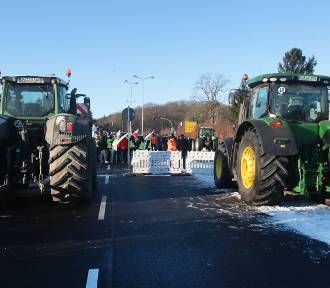 Dzisiaj (24 stycznia) rolnicy blokują drogi