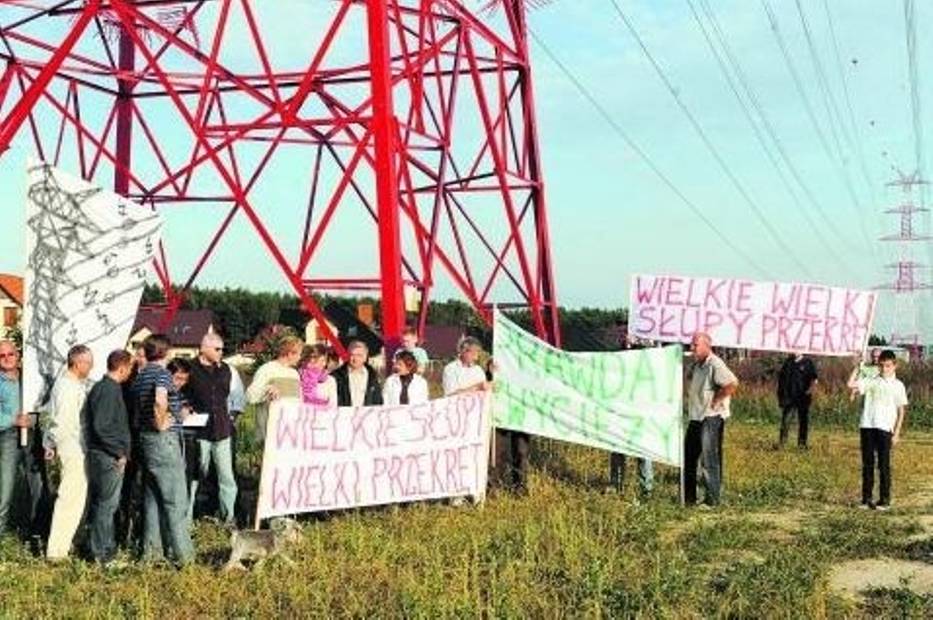 Mieszkańcy Kamionek żądają zamiany linii napowietrznej na podziemną