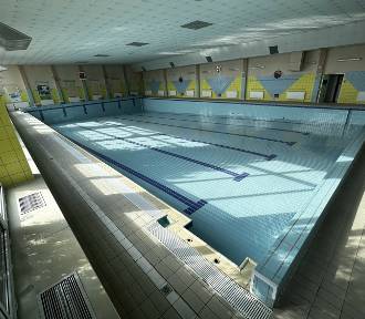 Rozpoczął się wielki remont basenu w Skarżysku. Jak się zmieni? [FILM, FOTO]