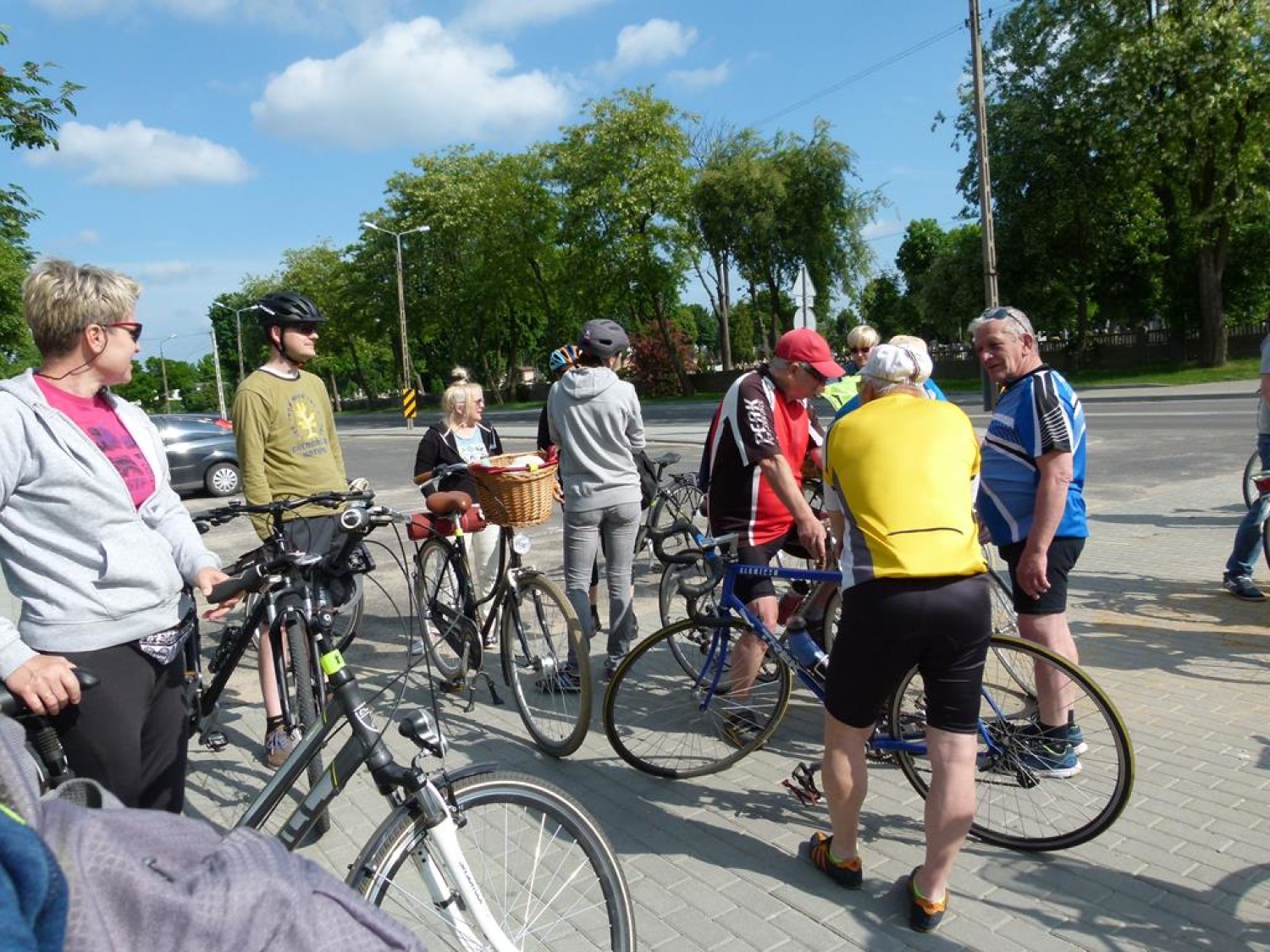Niedzielny piknik rowerowy w Zduńskiej Woli