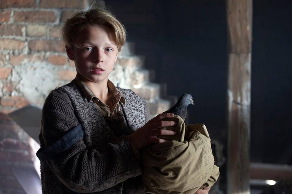 "Kamienie na szaniec", wersja poprawiona. Recenzja filmu ...