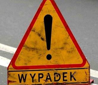 Wypadek w Dębicy. Nie żyje 61-letnia kobieta. Najechał na nią samochód