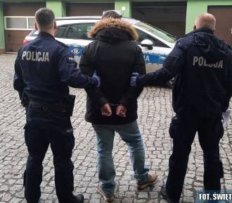 Kryminalni z Ostrowca zatrzymali poszukiwanego