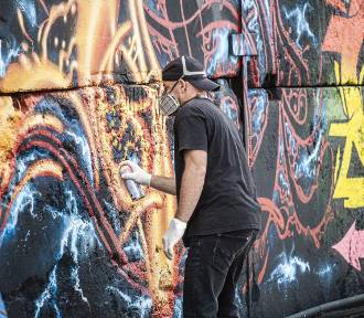 Graffiti Jam 2022. Artyści sztuki ulicznej spotkali się w Darłowie [ZDJĘCIA]