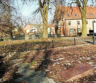 Do lapidarium w Malborku trafiła pamiątka po rodzinie Rahnów, dawnych mieszkańcach