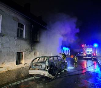 Pożar samochodu osobowego w Chełmnie. To było podpalenie! Zdjęcia
