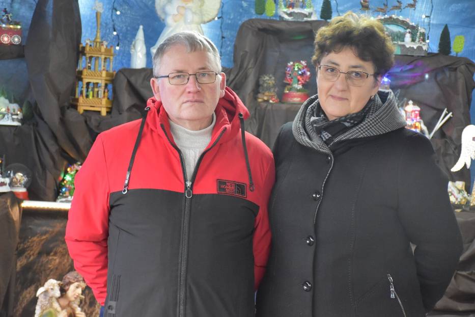 Grzegorz i Barbara Latańscy od trzech lat budują żywą szopkę, która co roku przyciąga całe rodziny