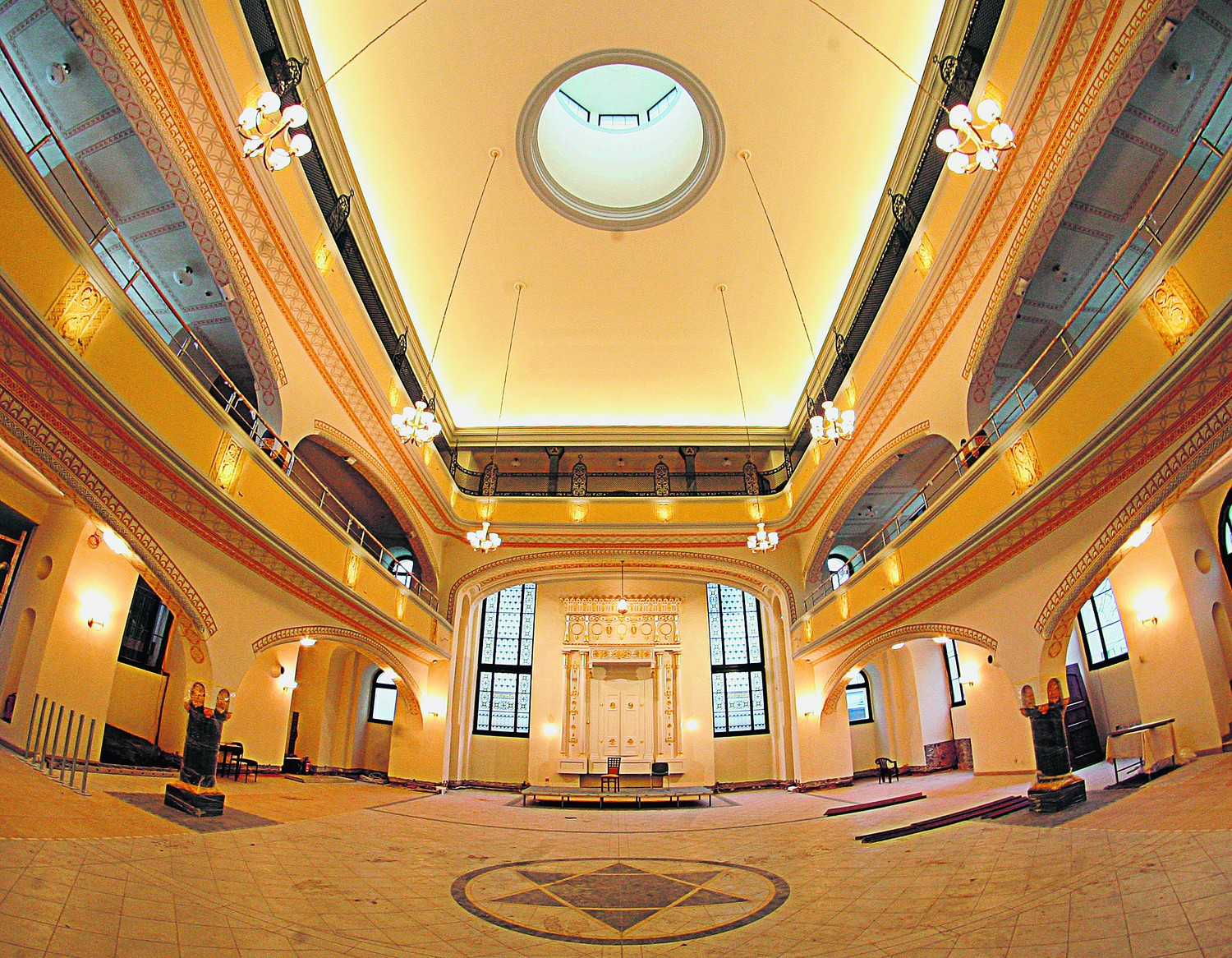 Na początku maja synagoga będzie otwarta