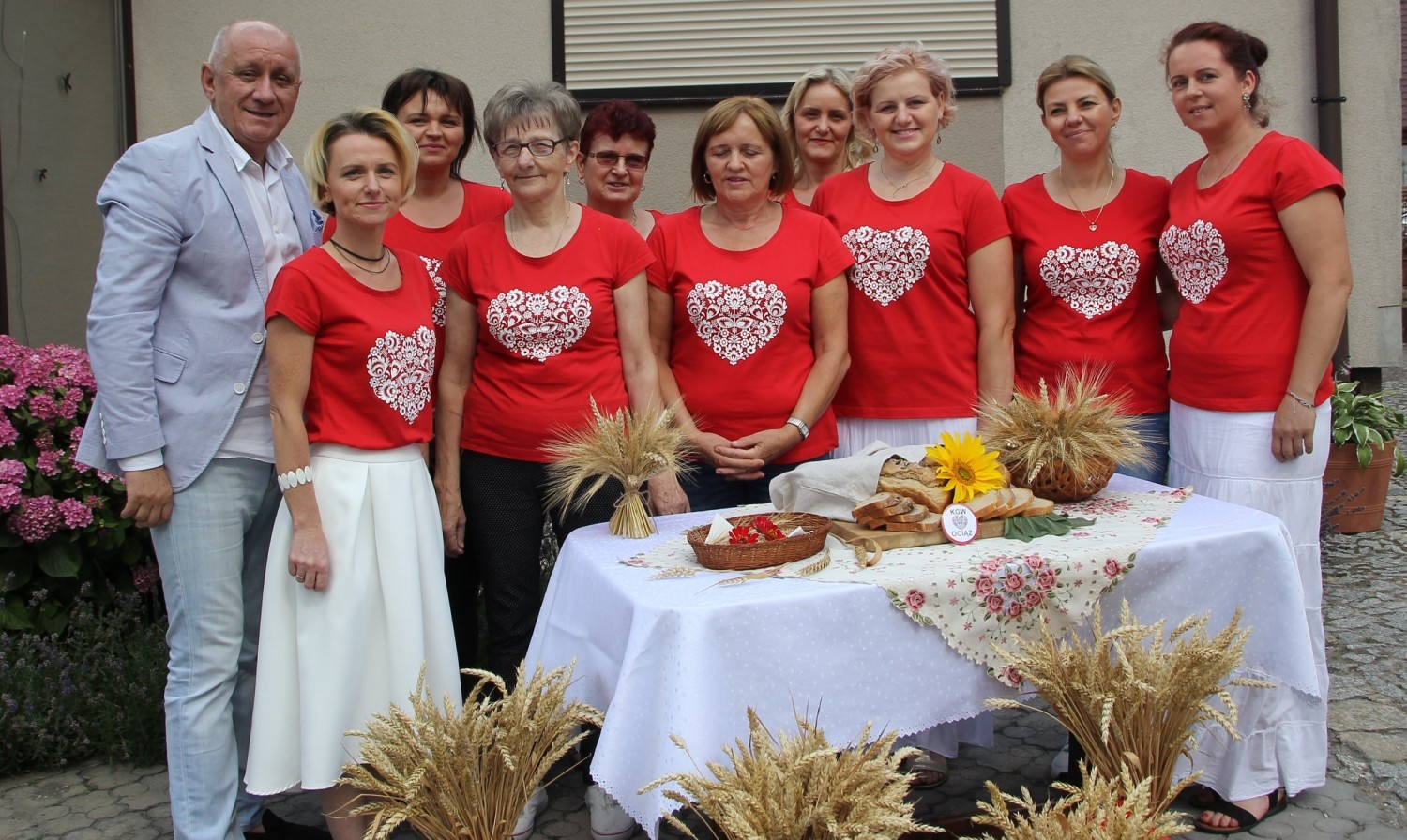 KGW Ociąż w ksiedze chwali się przepisem na tradycyjny, lokalny chleb