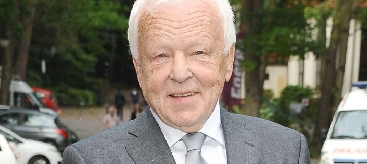 Marian Opania