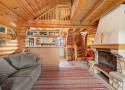 Posiadłość jak z filmu „Yellowstone” na sprzedaż! Cudny, drewniany dom koło Sławy z własną stajnią za jedyne 16 mln zł