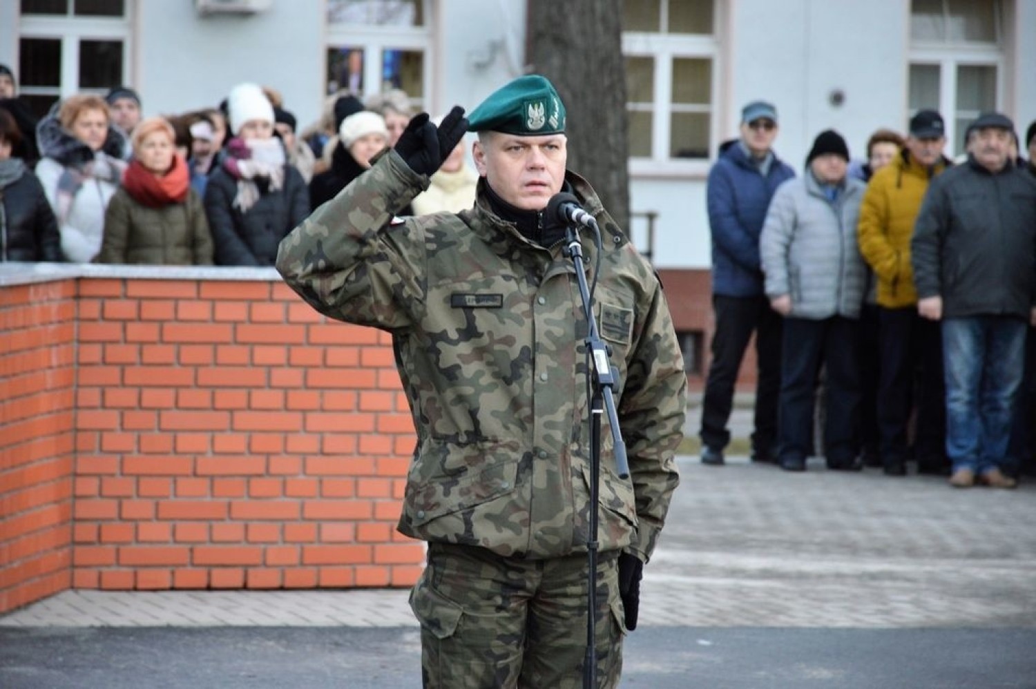 Uroczystą zbiórką z udziałem sztandaru jednostki, kompanii honorowej oraz całego stanu osobowego zainaugurowano obchody 20-lecia istnienia 10