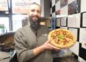 Pizza z jadalnymi owadami? Kulinarna ciekawostka już dostępna w Wałbrzychu! Gdzie?