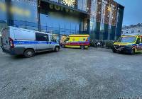 Tragiczny wypadek w centrum handlowym w Opolu. Kobieta wypadła przez barierkę