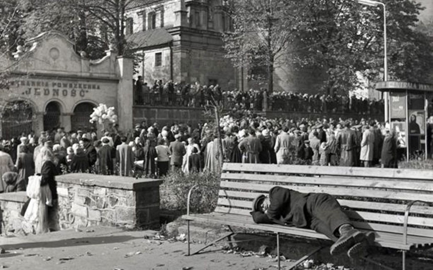Zobacz na archiwalnych zdjęciach, jak żyli kielczanie i wyglądało nasze miasto tuz po zakończeniu II Wojny Światowej