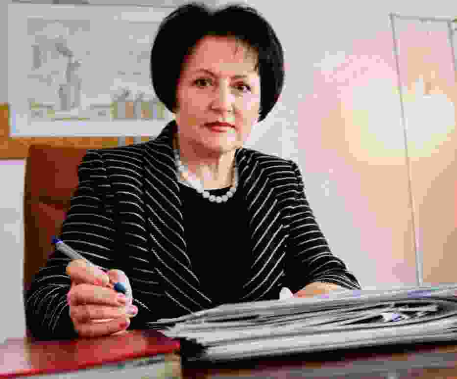 Zbigniewa Nowodworska, dyrektor wielkopolskiego NFZ, podkreśla zalety nowego systemu