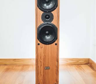 Kolumny audio klasy Hi-End w Natilus                            