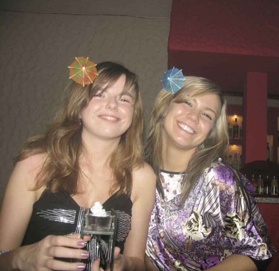 Marta Abramczyk i Kinga Pomian, odtwórczynie głównych ról w filmie "Deaf life" Fot