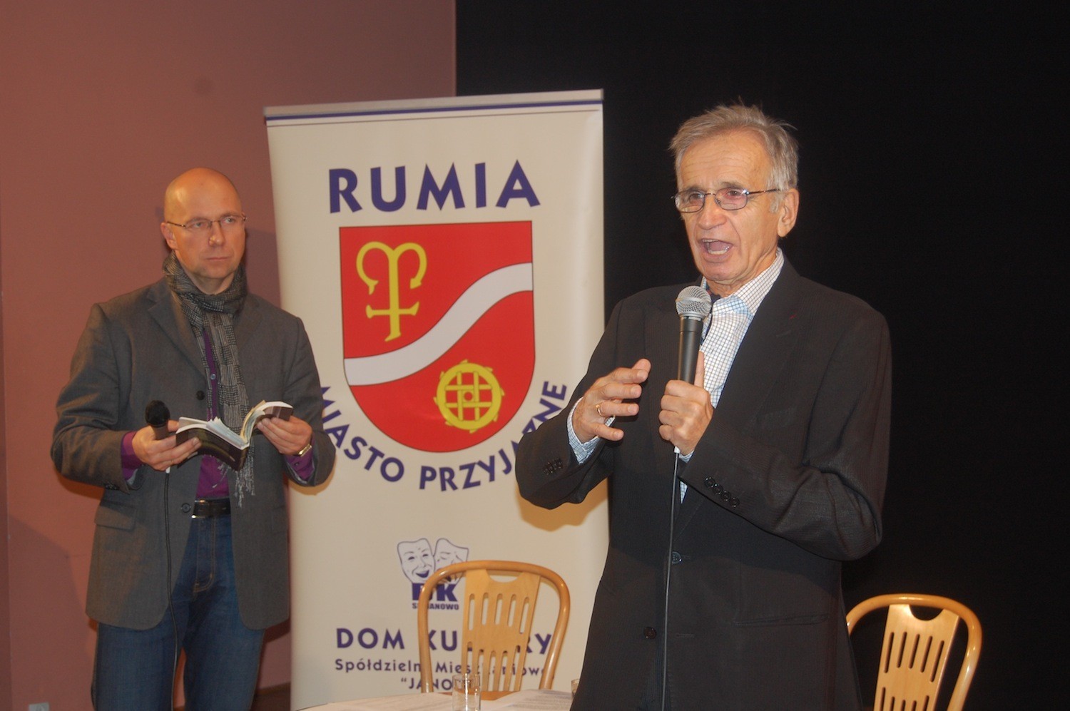 Fedorowicz to nie tylko satyryk, ale i aktor, plastyk, twórca skeczy oraz kabaretów