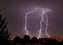 Burze z gradem nadciągają nad Wielkopolskę. OSTRZEŻENIE METEO