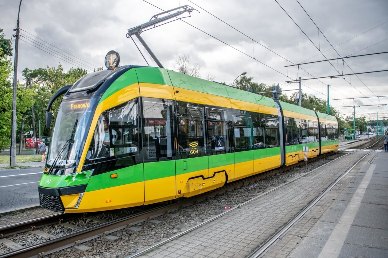 ZTM chce przewozić więcej pasażerów w tramwajach i autobusach