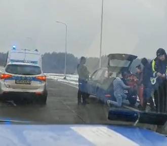 Oświadczyny podczas kontroli drogowej na Mazowszu. Policja opublikowała nagranie
