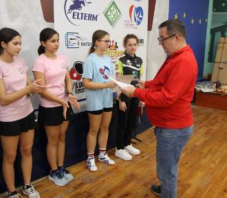 Półfinał wojewódzki Igrzysk Młodzieży Szkolnej w tenisie stołowym w Chełmnie