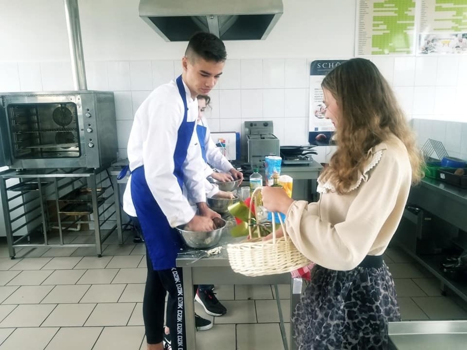 Wyjątkowy przebieg miał Dzień Chłopaka w Zespole Szkół Przemysłu Spożywczego imienia Danuty Siedzikówny "Inki" w Kielcach