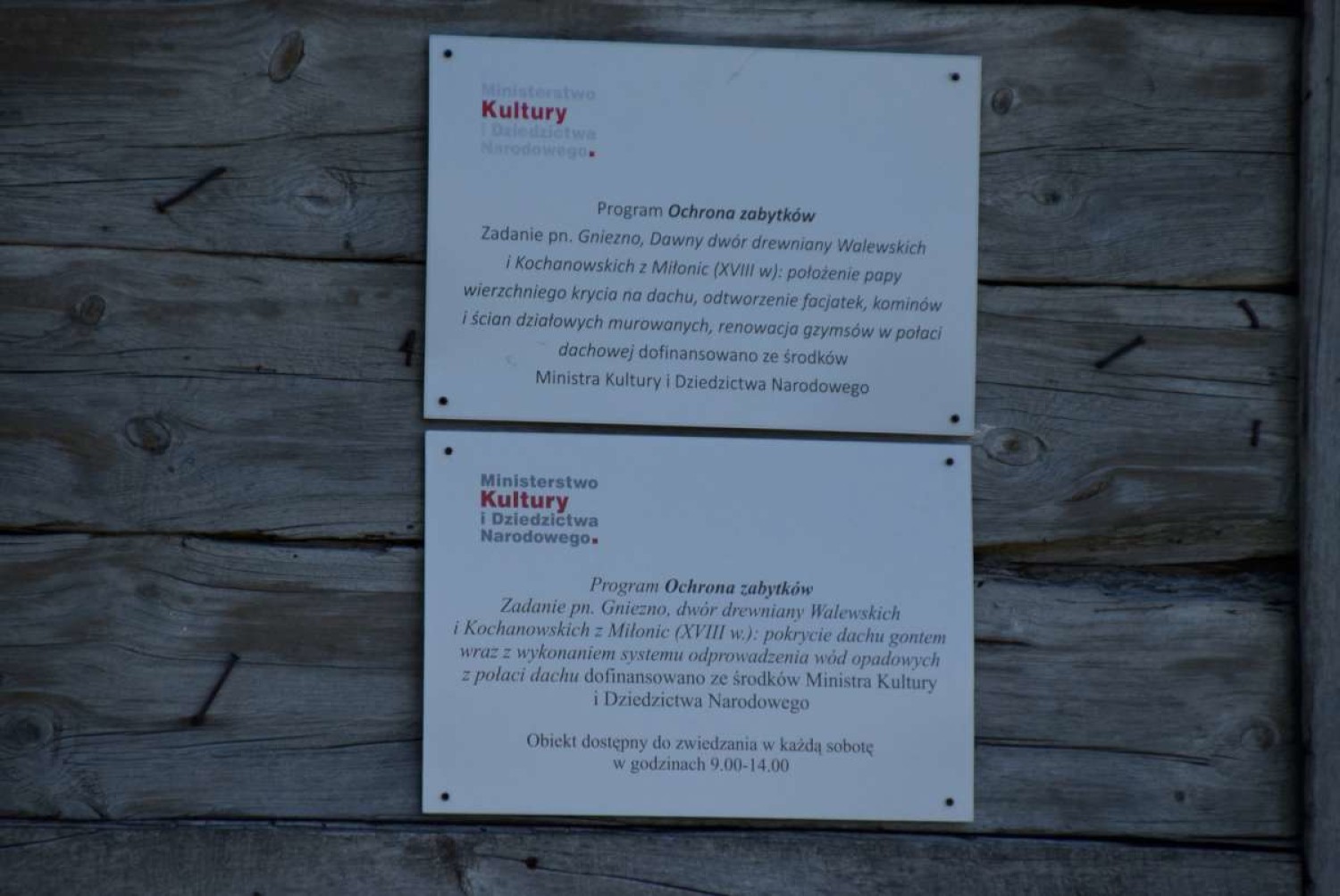 Gniezno: drewniany dworek z XVIII wieku wciąż zachwyca!
