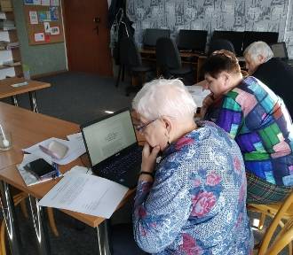 W łęczyckiej bibliotece zorganizowano kurs komputerowy