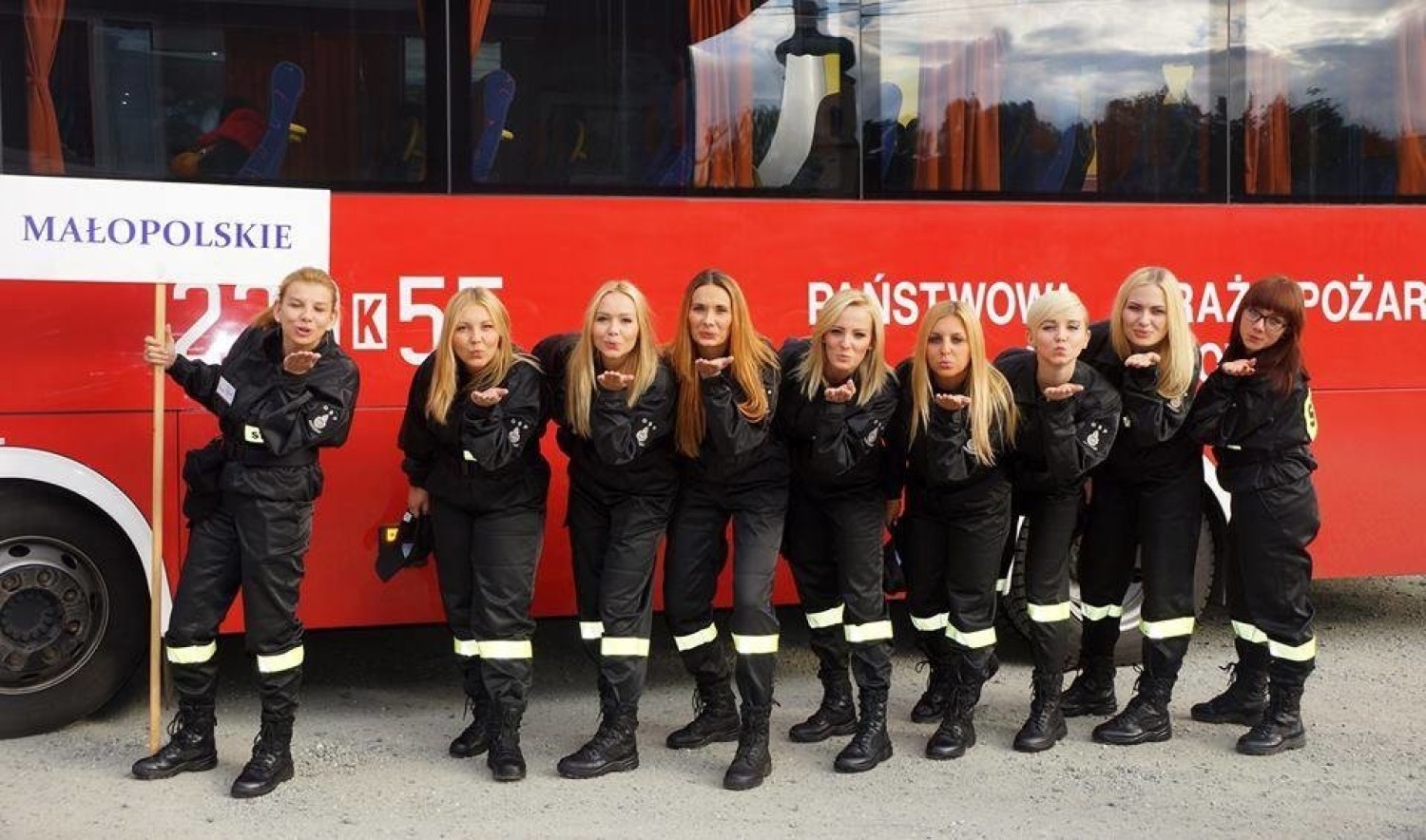 Najpiękniejsze polskie strażaczki. Zobaczcie ich zdjęcia!