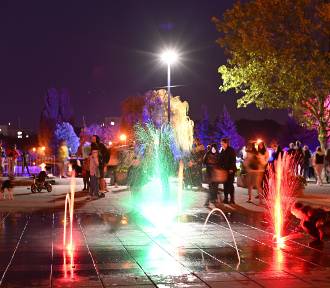 Festiwal światła i dźwięku. Spektakularne widowisko odbyło się w parku Bródnowskim 