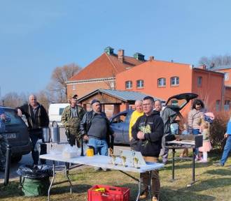 Niedzielne zawody wędkarskie nowodworskiego koła.