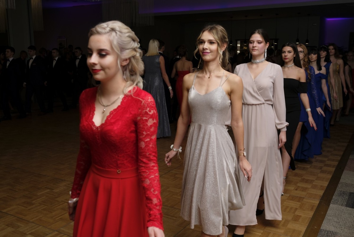 Trwa sezon studniówkowy
