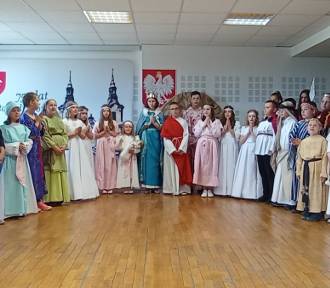 Dzień Rodziny wychowanków Caritasu w Jędrzejowie. Był piękny występ [ZDJĘCIA] 