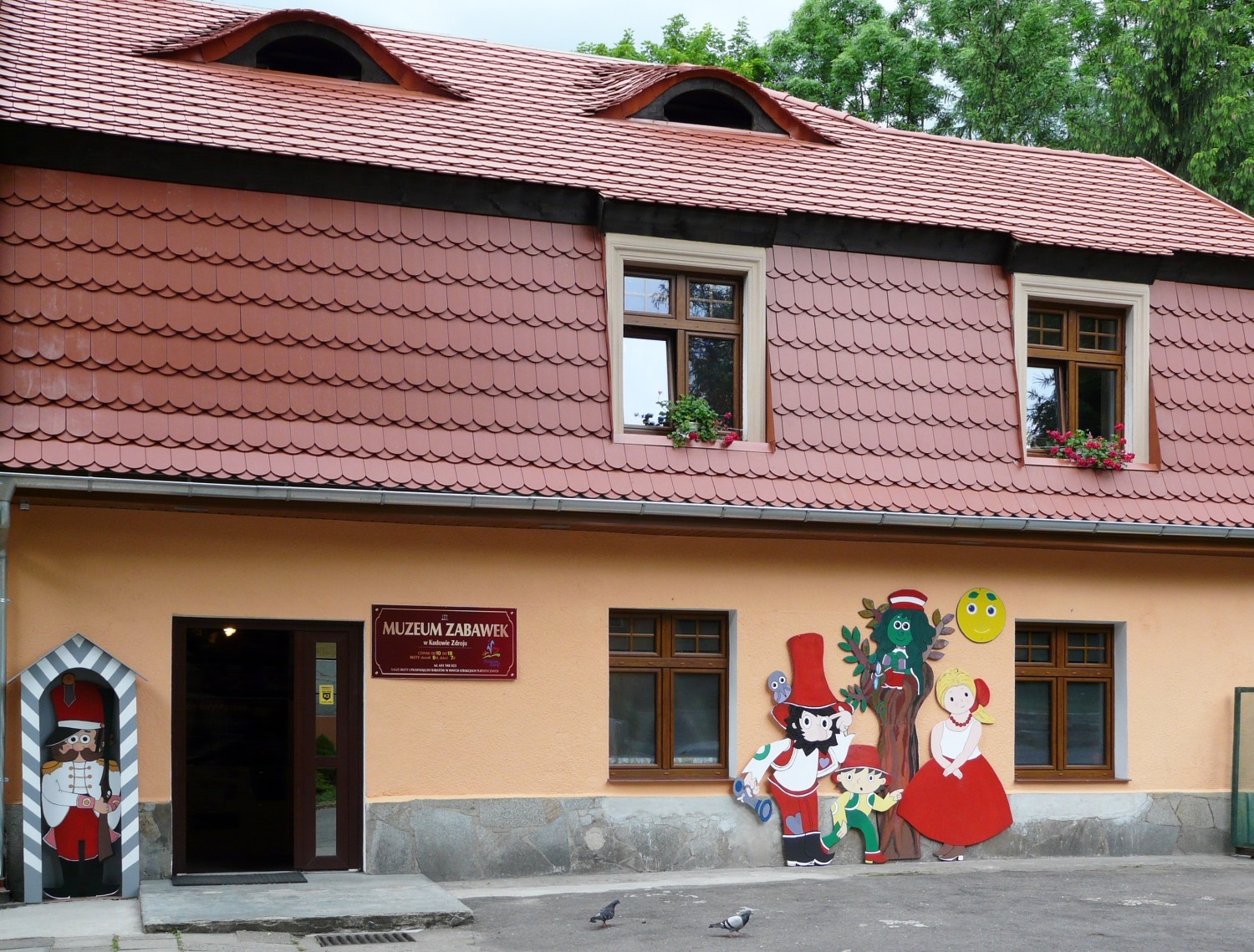 Poczuć się jak dziecko i wejść do Muzeum Zabawek w Kudowie-Zdroju